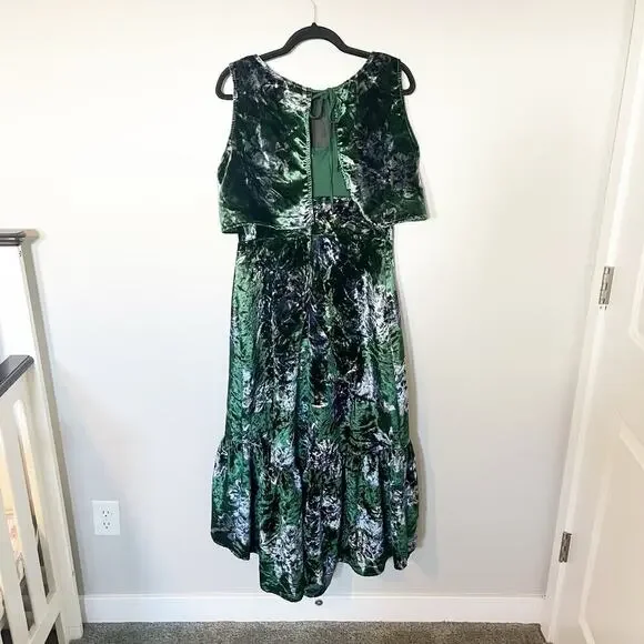 Eva Franco Green Velvet Parlor Rose Velvet
Sleeveless High Low Brie Dress 6 - Picture 3 of 10